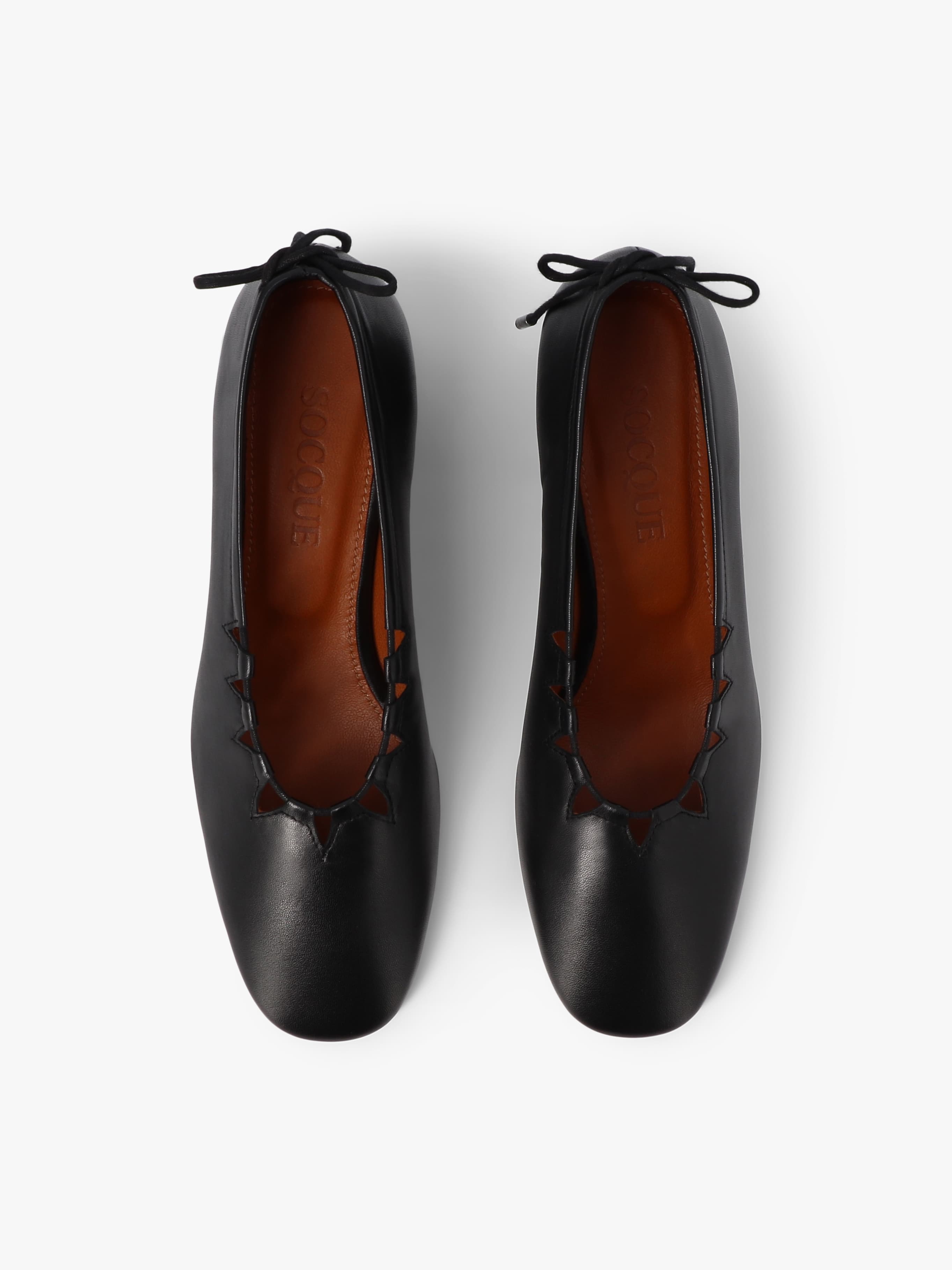 Socque Paris - Moune noir - Ballerine à talon et souple en cuir noir.