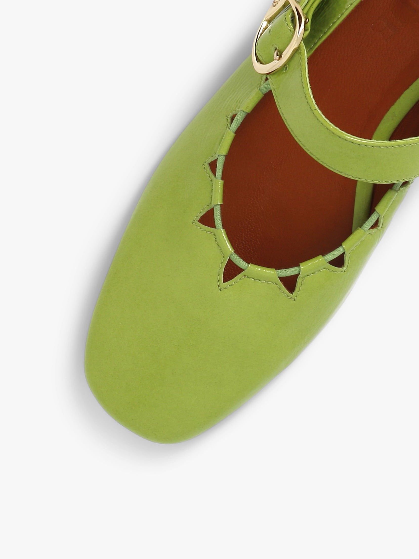 Socque Paris - Ginger Tilleul - Ballerine plate et souple en cuir vernis vert tilleul.