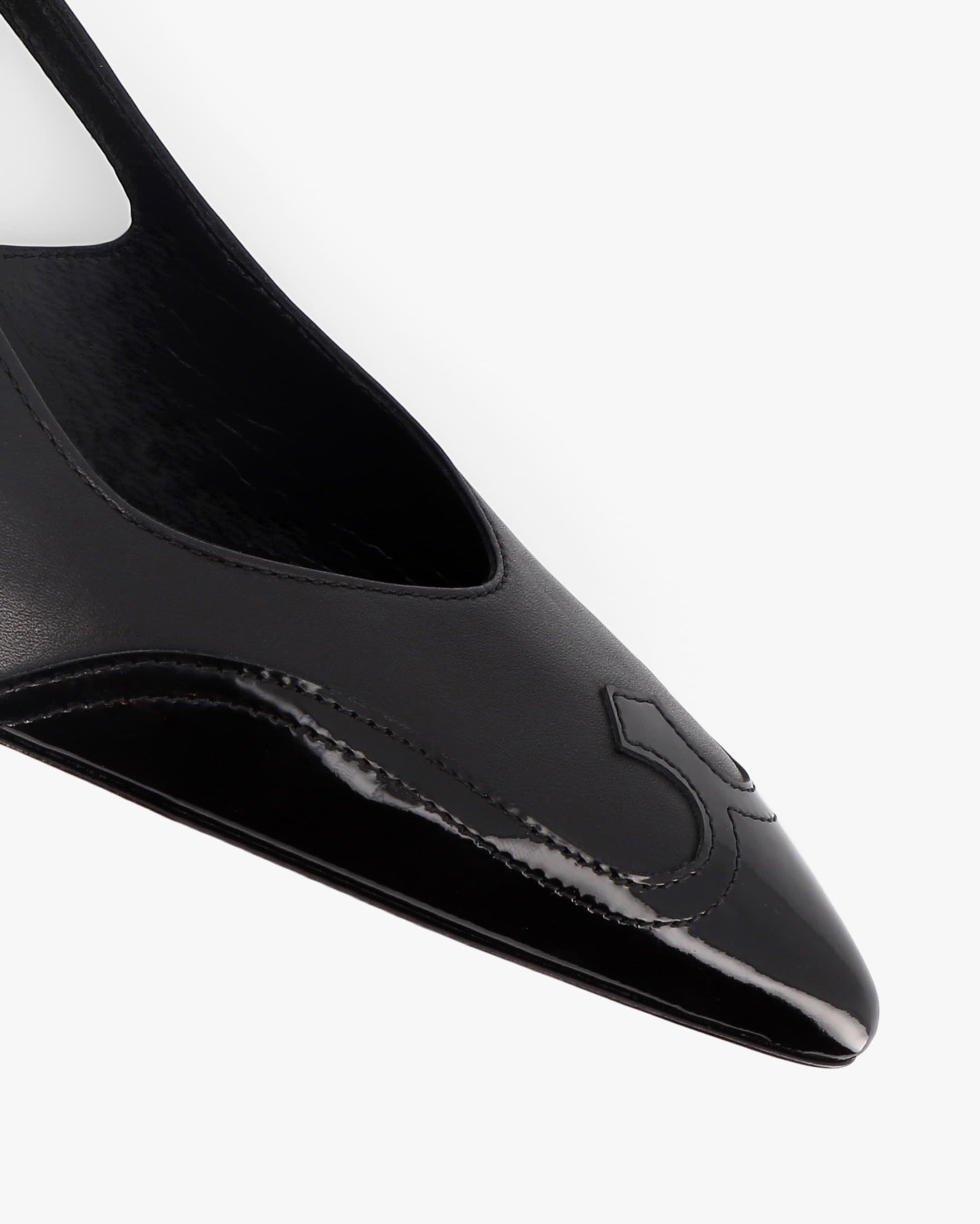 Socque Paris - Patti Noir - Escarpin modernisé en cuir lisse et vernis noir