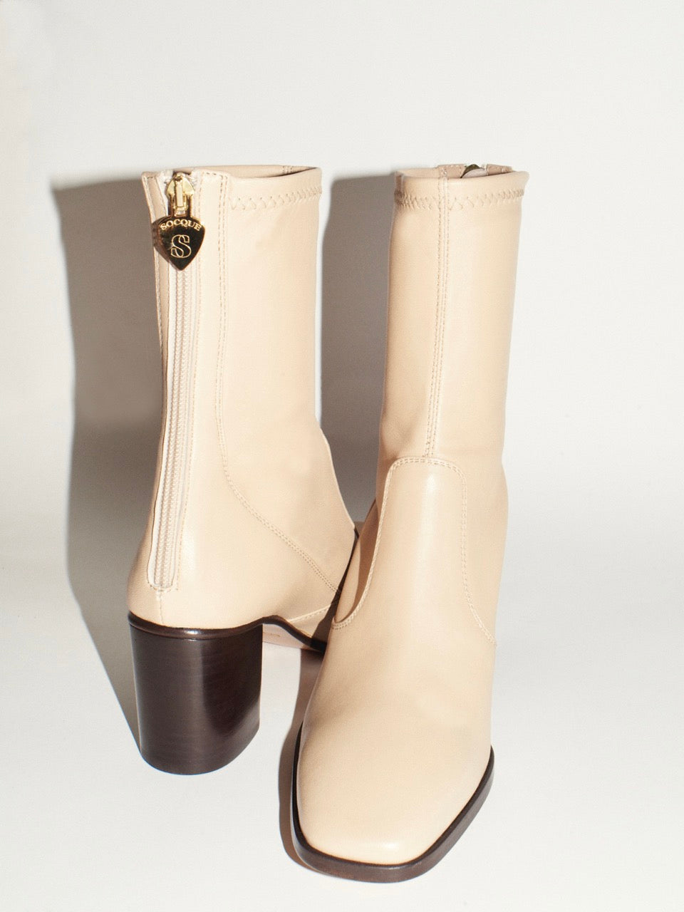 Socque Paris - Cliff Latte - Bottines seconde peau en cuir nappa crème.