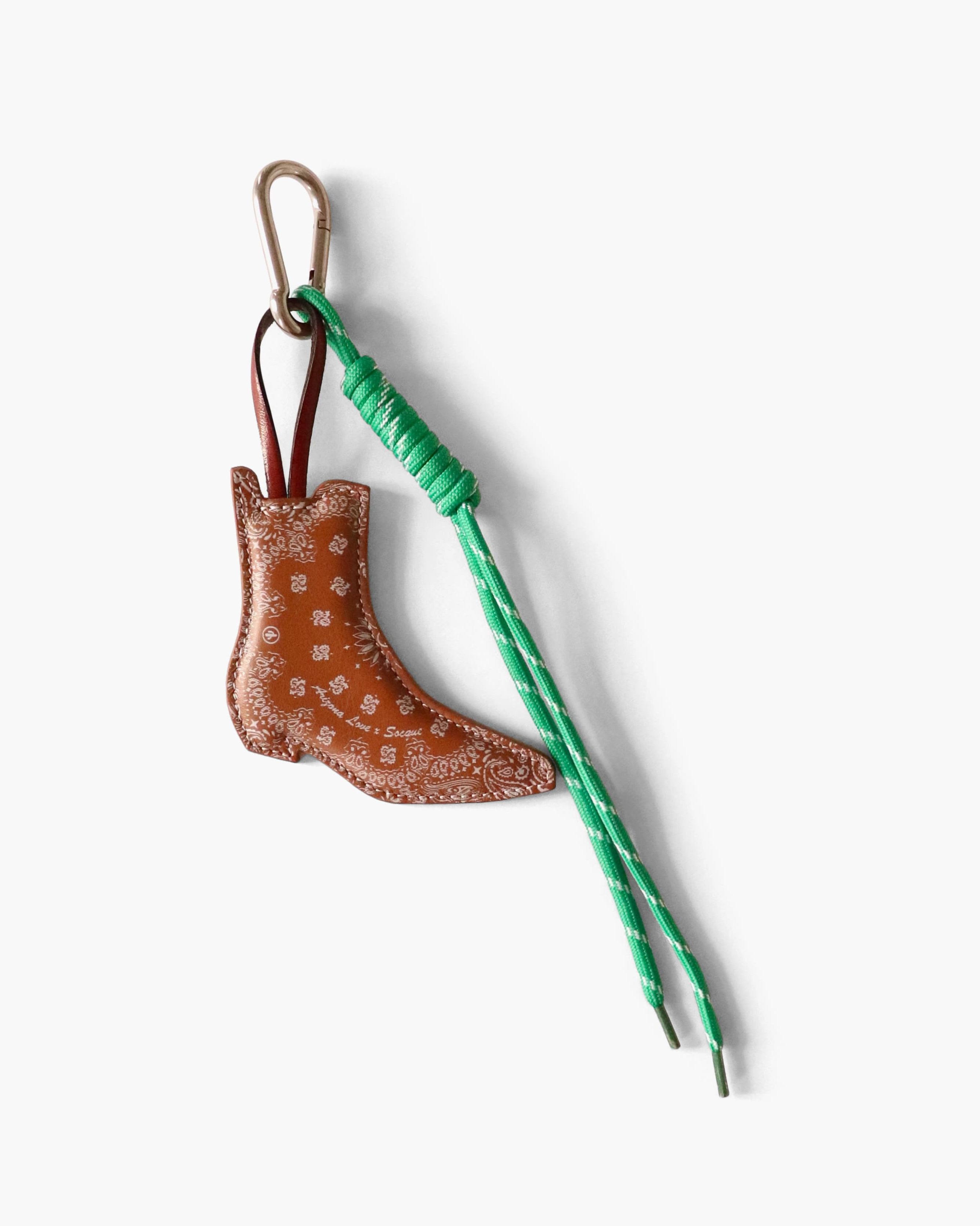 Socque-Arizona-Love-Paris-Charm-Porte-Cle-Grigri-Upcycle-Cuir-Camel