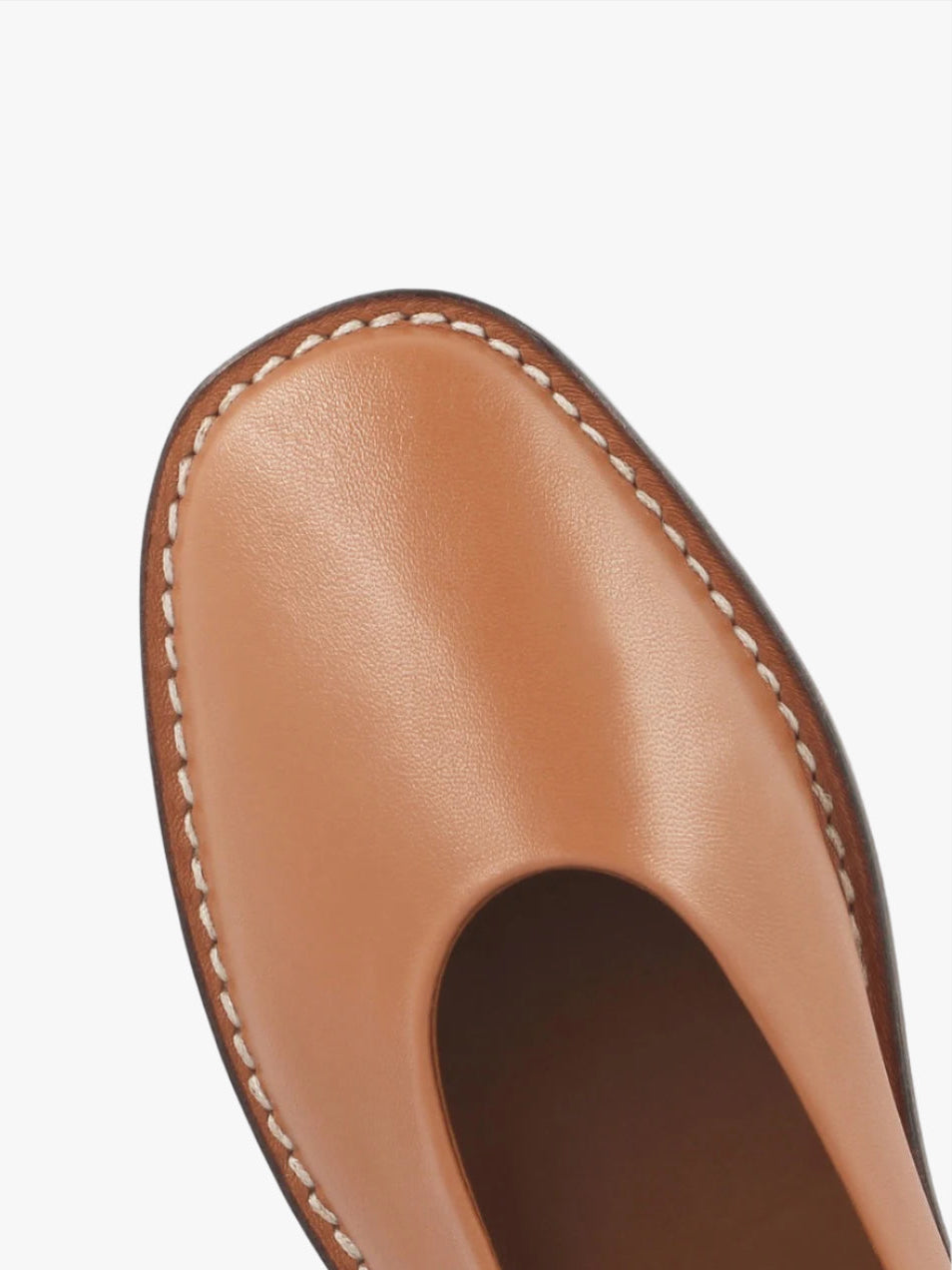 Socque-Etche-Camel-Ballerine-cuir-detail-bout