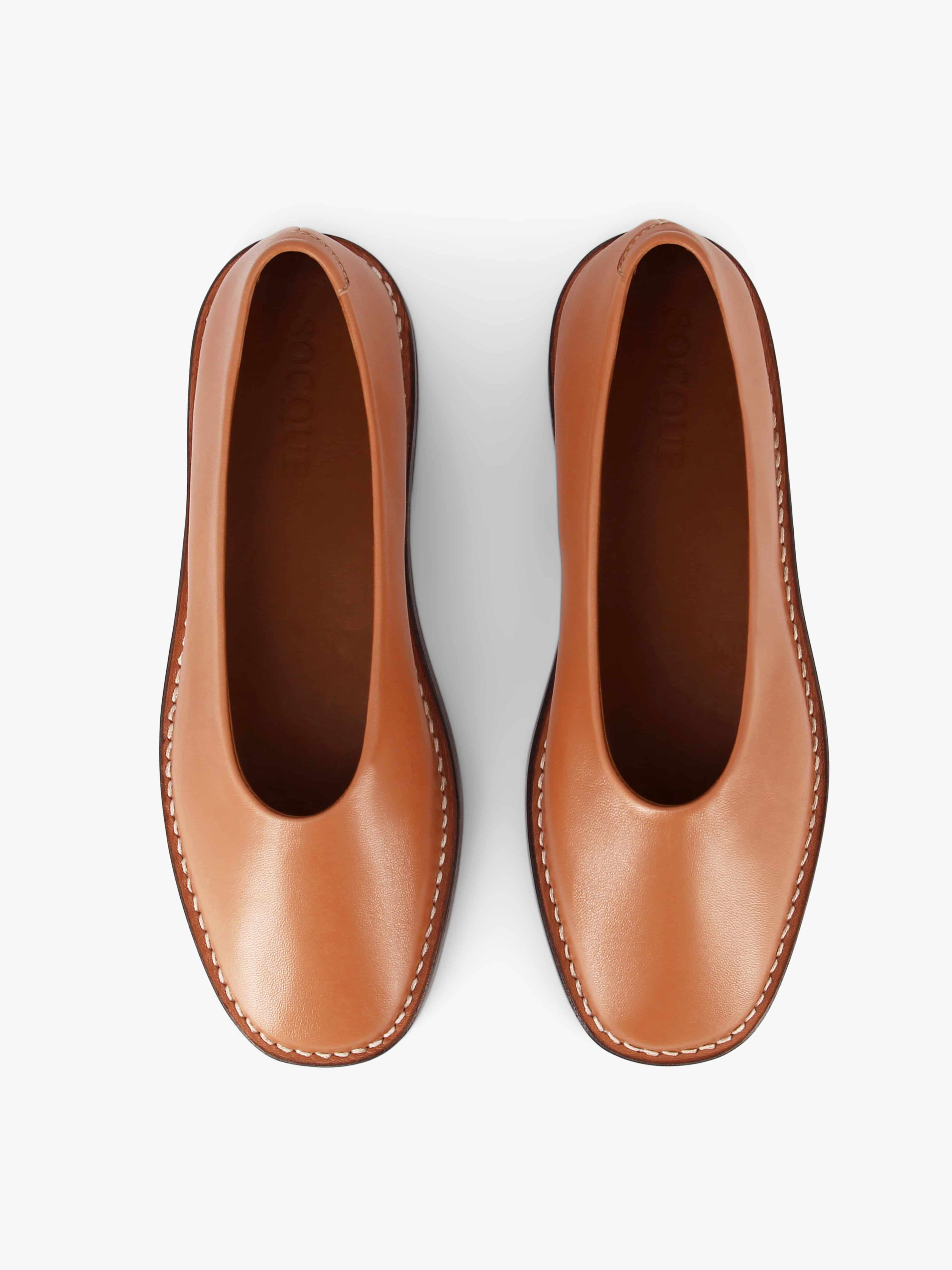 Socque-Etche-Camel-Ballerine-cuir-top