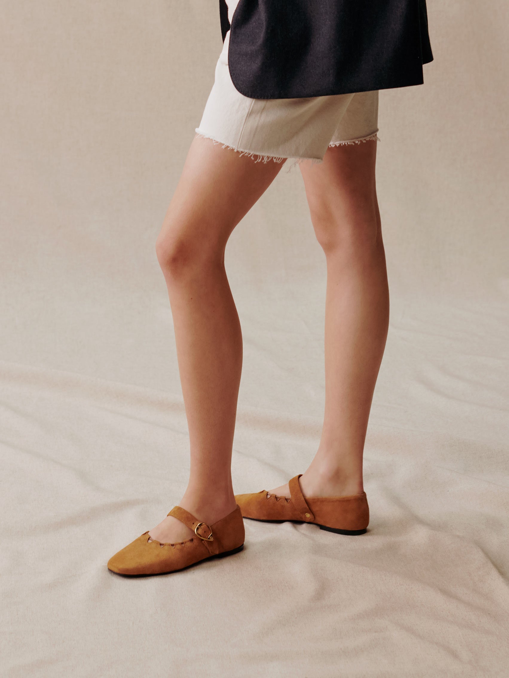 Socque-Paris-Ballerine-Babies-Ginger-Daim-Camel-Portee