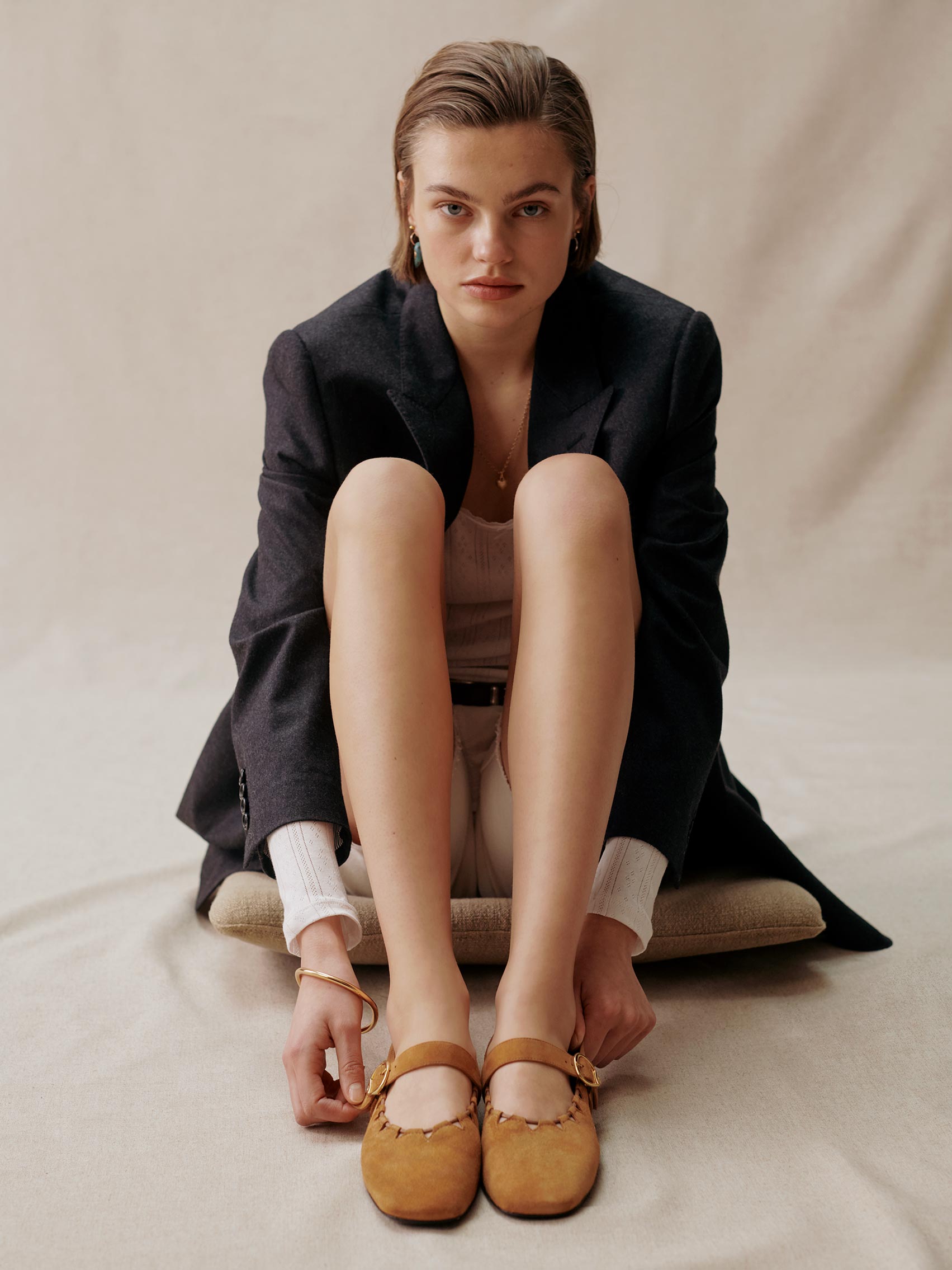 Socque Paris - Ginger Camel - Ballerine plate et souple en chèvre velours camel.