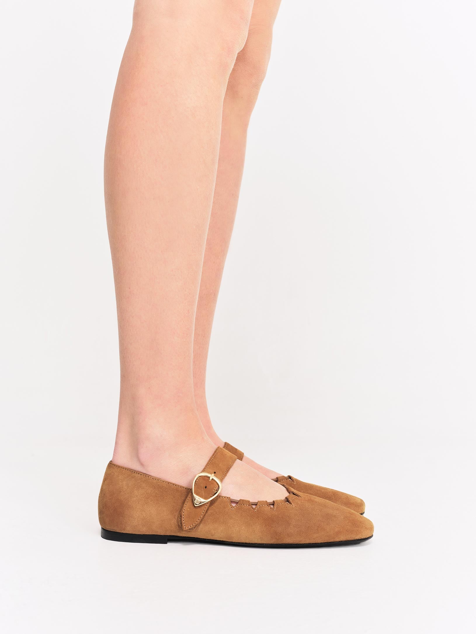 Socque-Paris-Ballerine-Babies-Ginger-Daim-Camel-Portee5