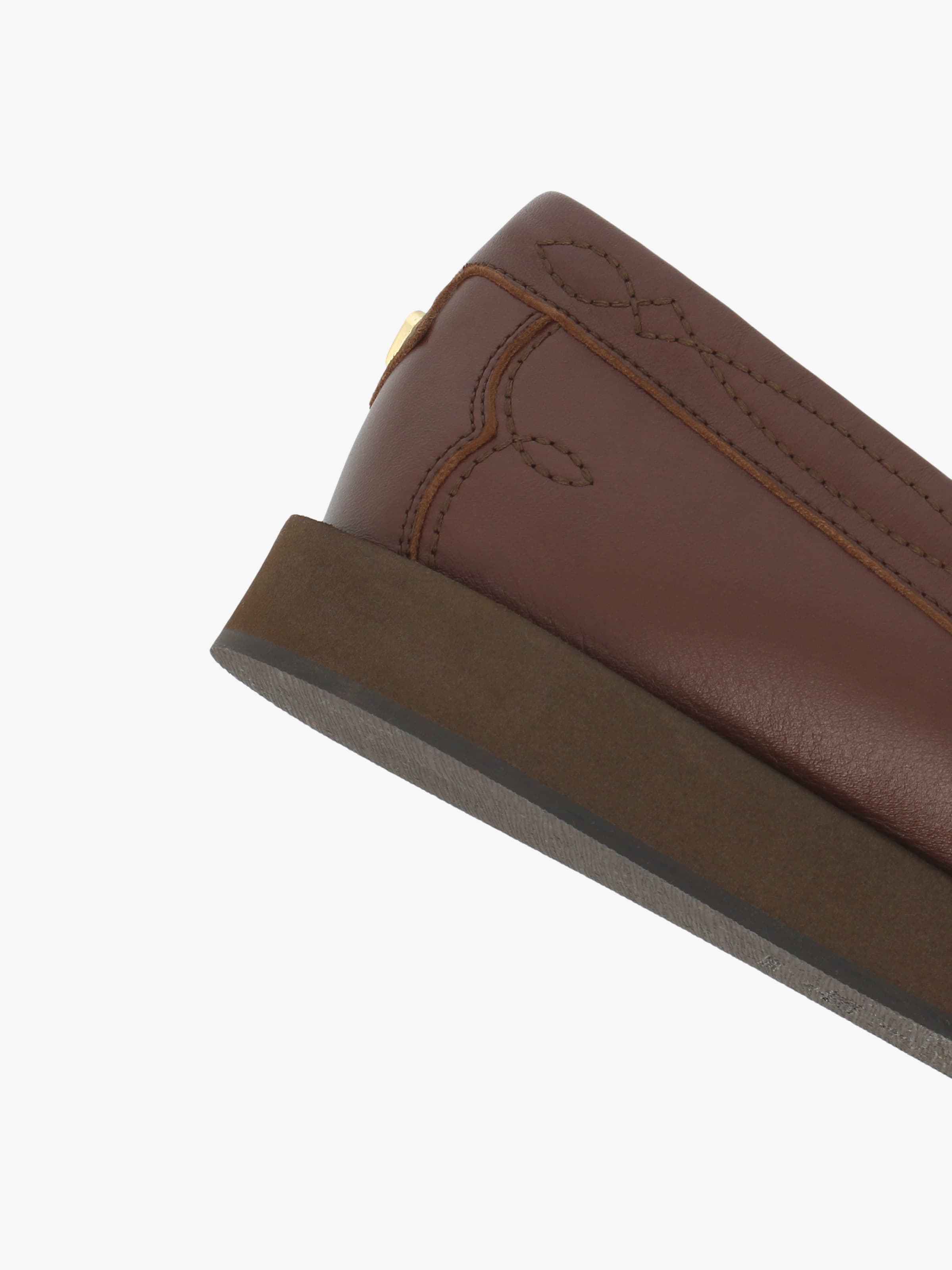 Socque-Totem-Moccasin-Indien-Cuir-Marron-Vue-Details