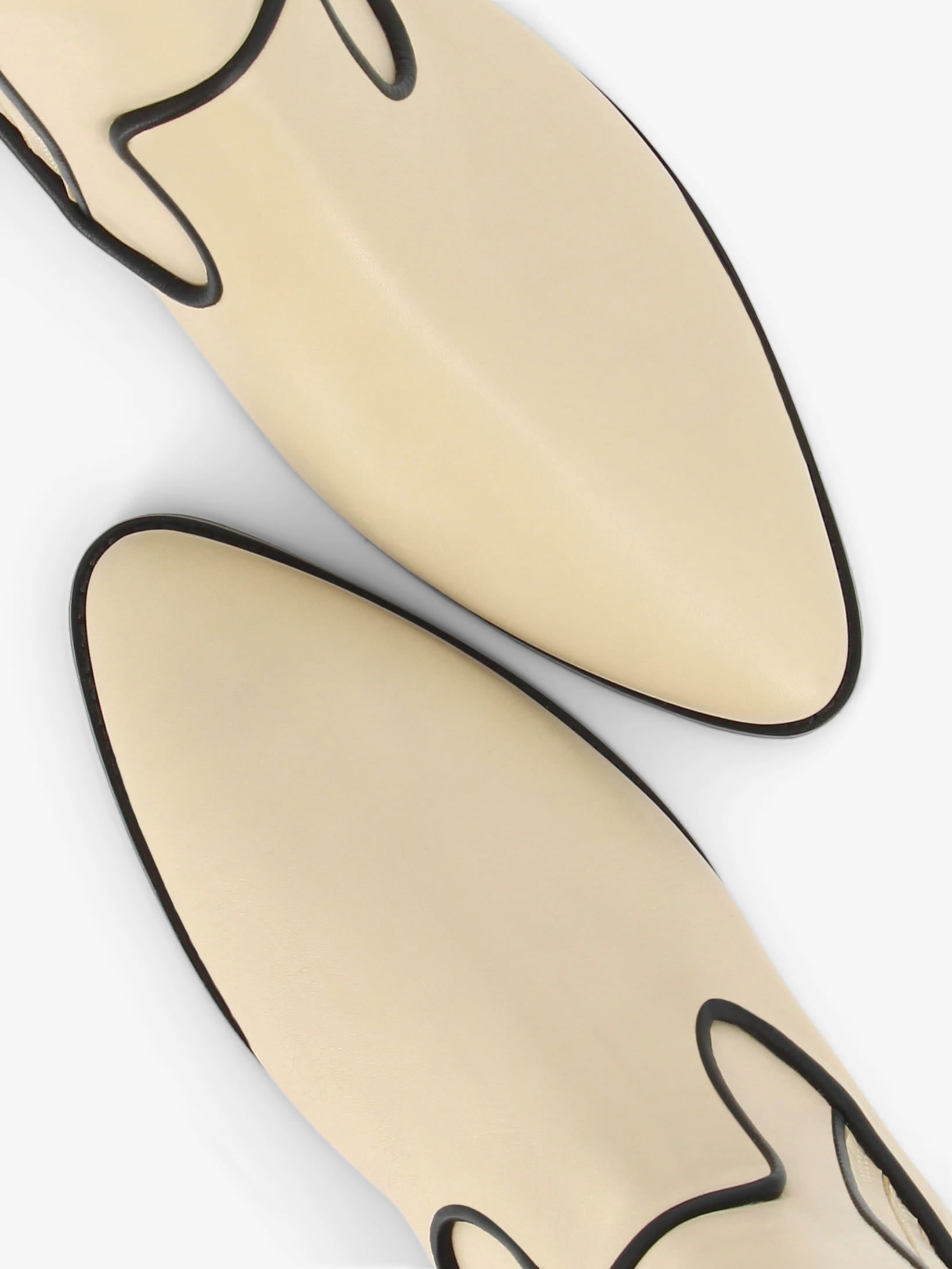 Socque-abbey-Santiag-cuir-creme-noir-vue-top