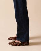 Ginger-leopard-ballerina-flat-portee1
