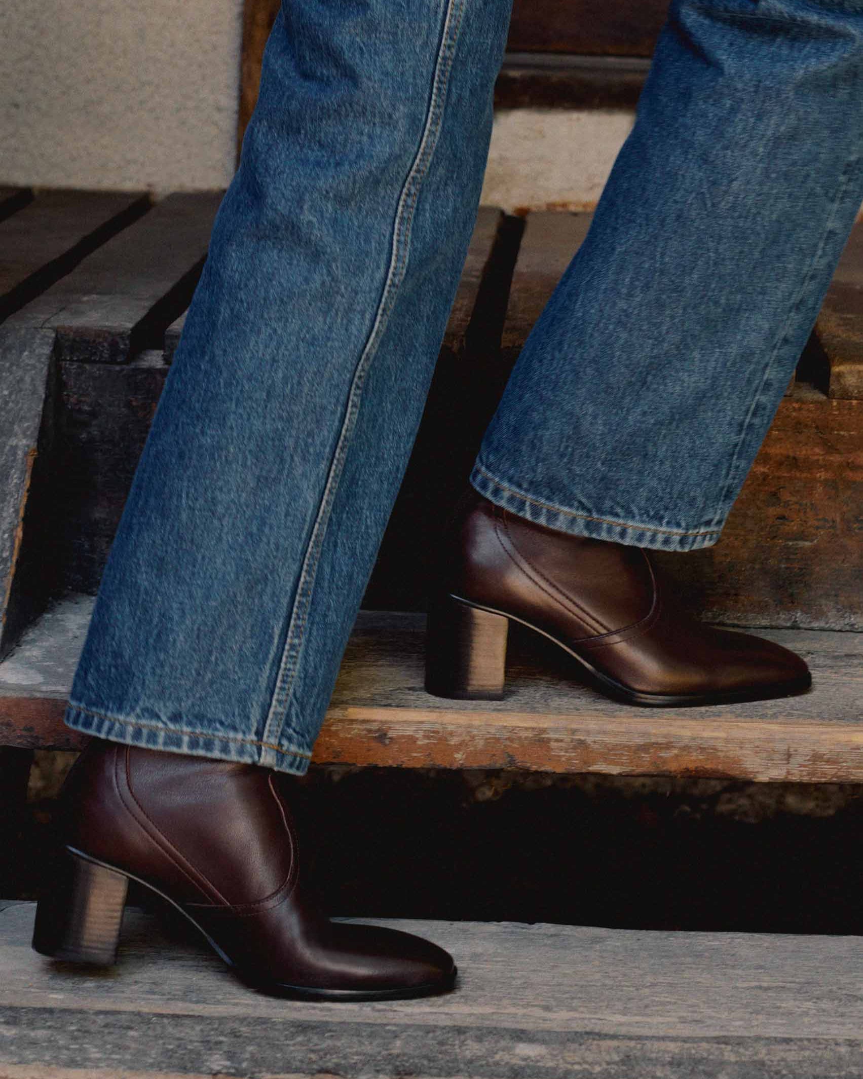 Socque-Cliff-bottine-cuir-marron-talon-portee