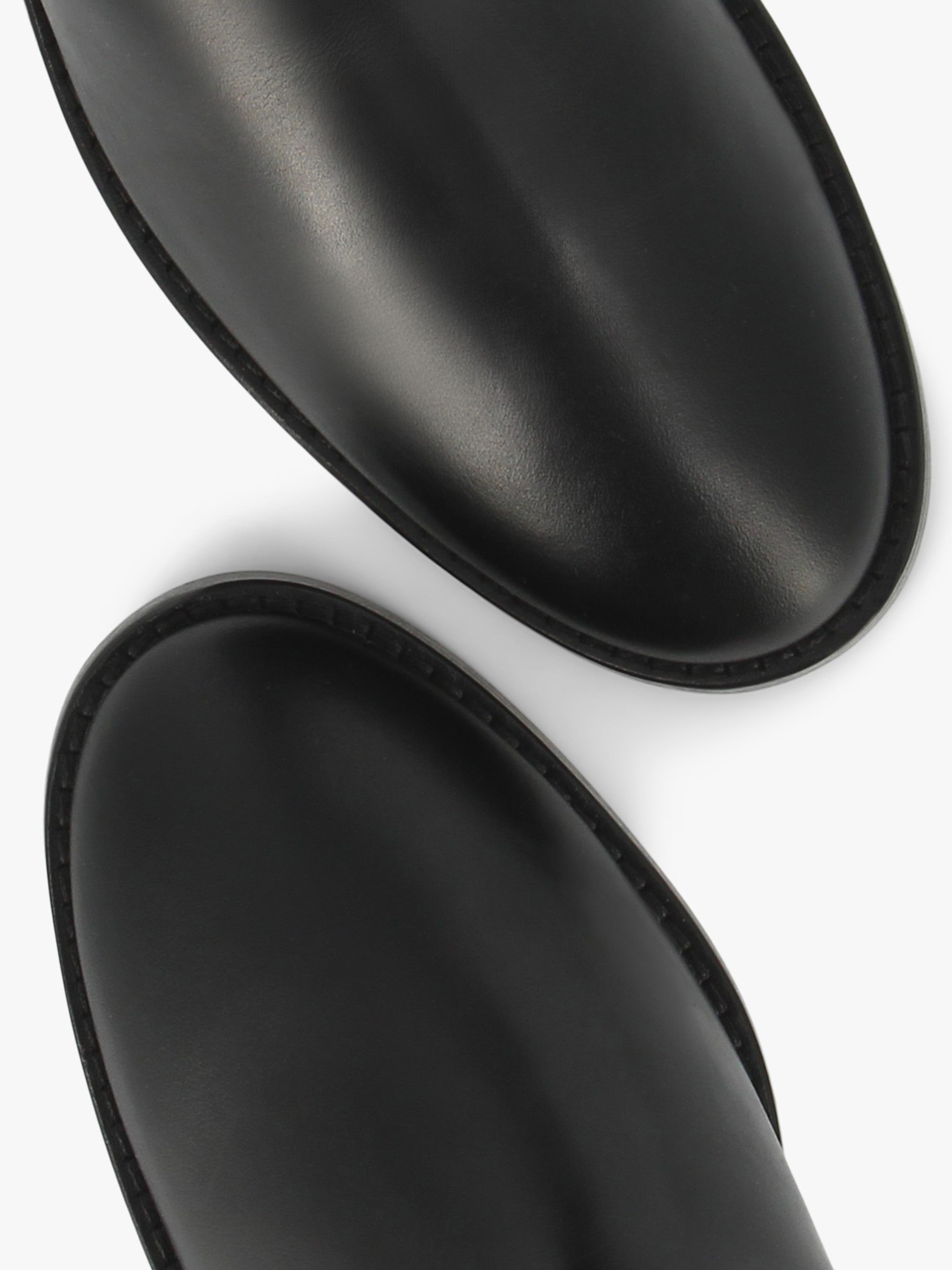 Socque-Dune-Cuir-Noir-Botte-Talon-Detail-Top