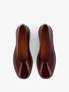 Socque-Etche-bordeaux-Ballerine-cuir-vernis-top-view