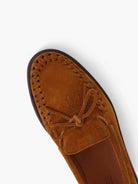 Socque-Mocassin-Indien-Totem-Daim-Camel-Detail