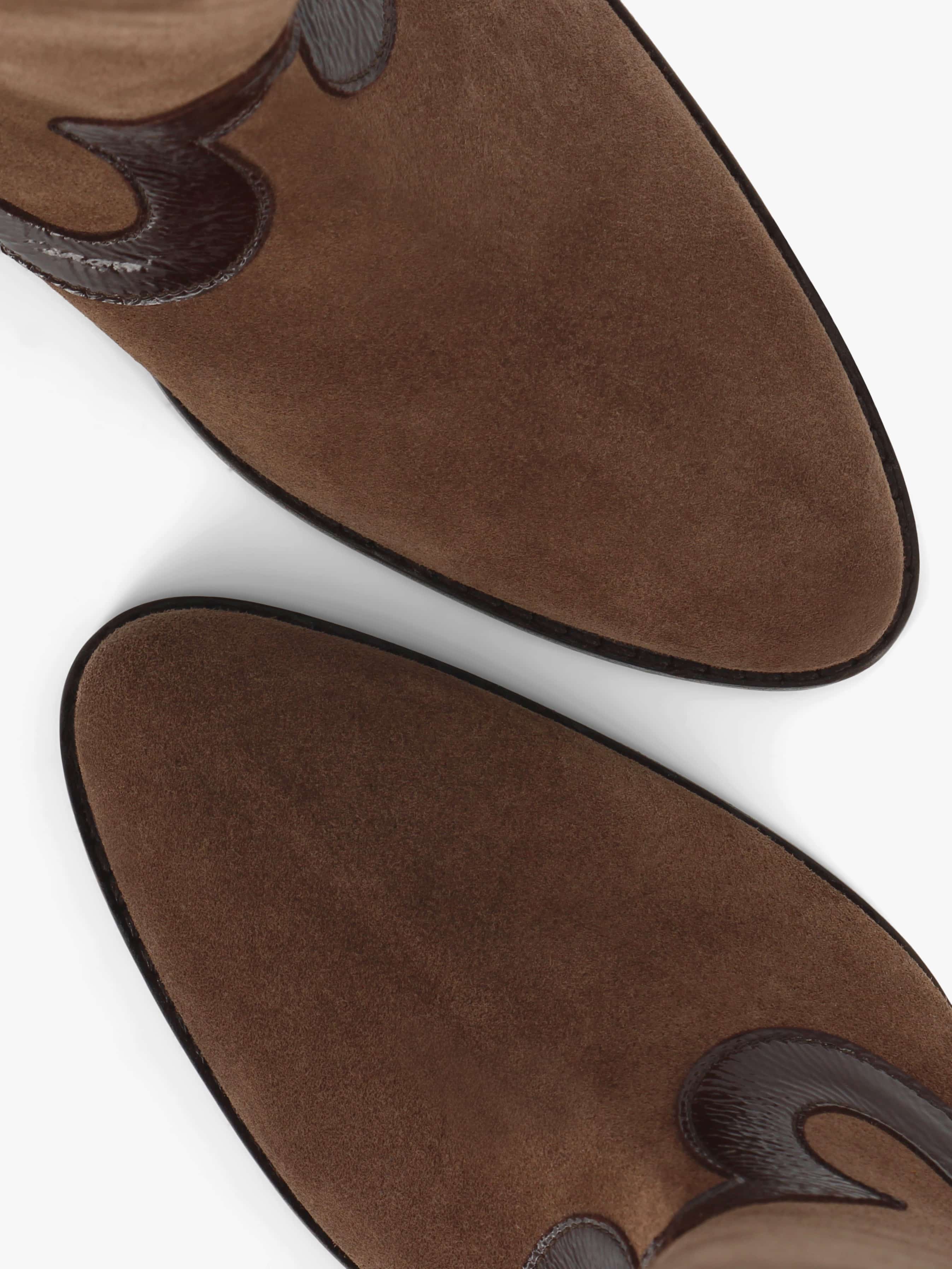 Socque-Paris-Botte-Santiag-Dakota-Noisette-Top-Close-Up