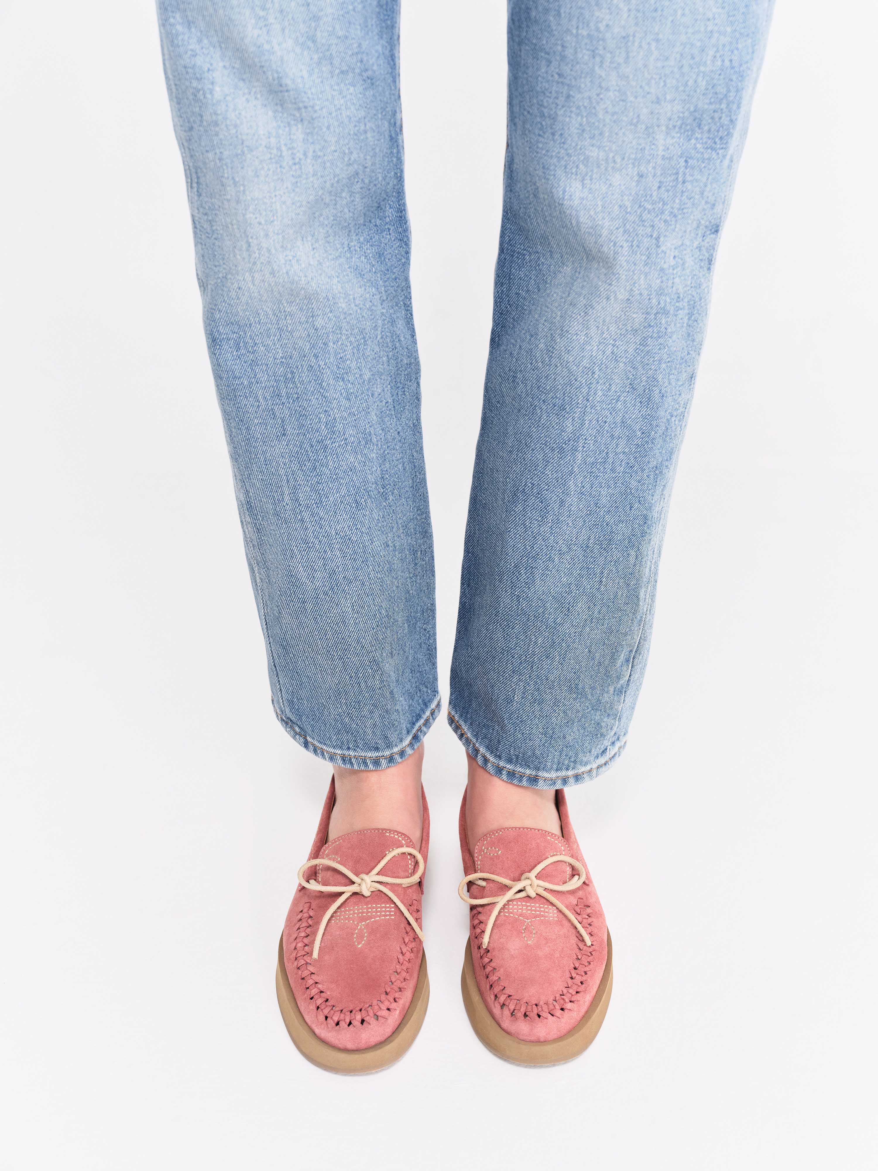 Socque-Paris-Mocassin-Indien-Daim-Rose-Portee