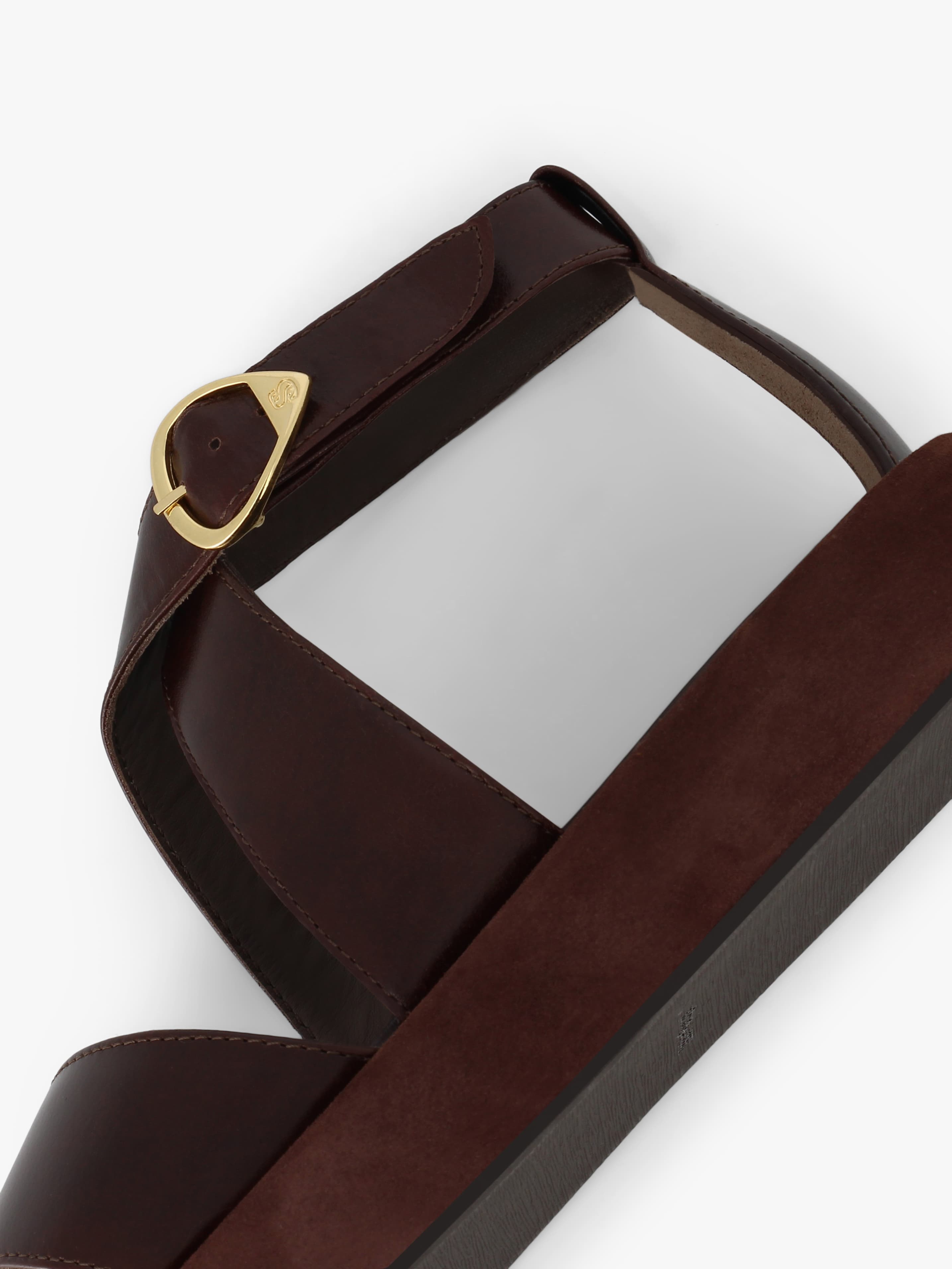 Socque-Paris-Sandale-Plateforme-Miko-Chocolat-Close-Up-Profil