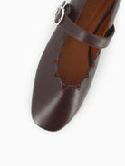 Socque-ballerine-plate-Ginger-Cuir-Chocolat-Top