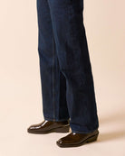 Socque-bottine-chelsea-Clyde-polido-marron-portee