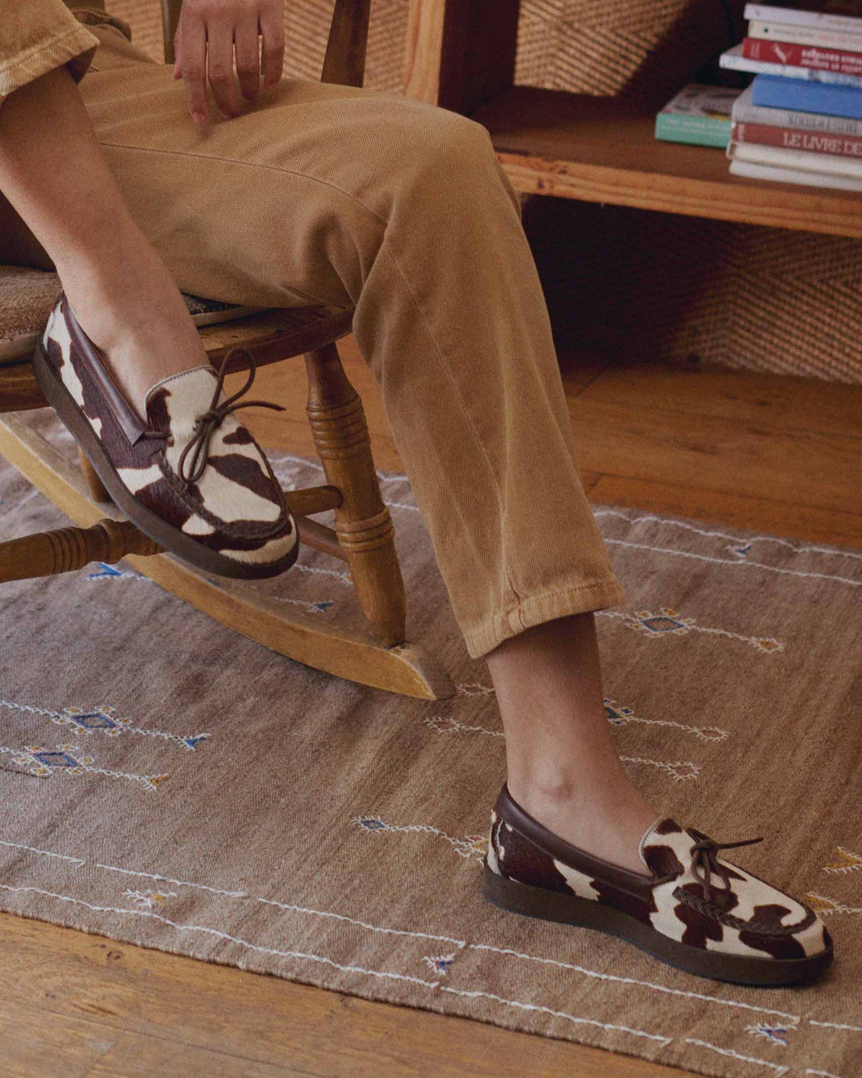 Socque_Totem_Moccasin_indien_Cuir_vache_imprime