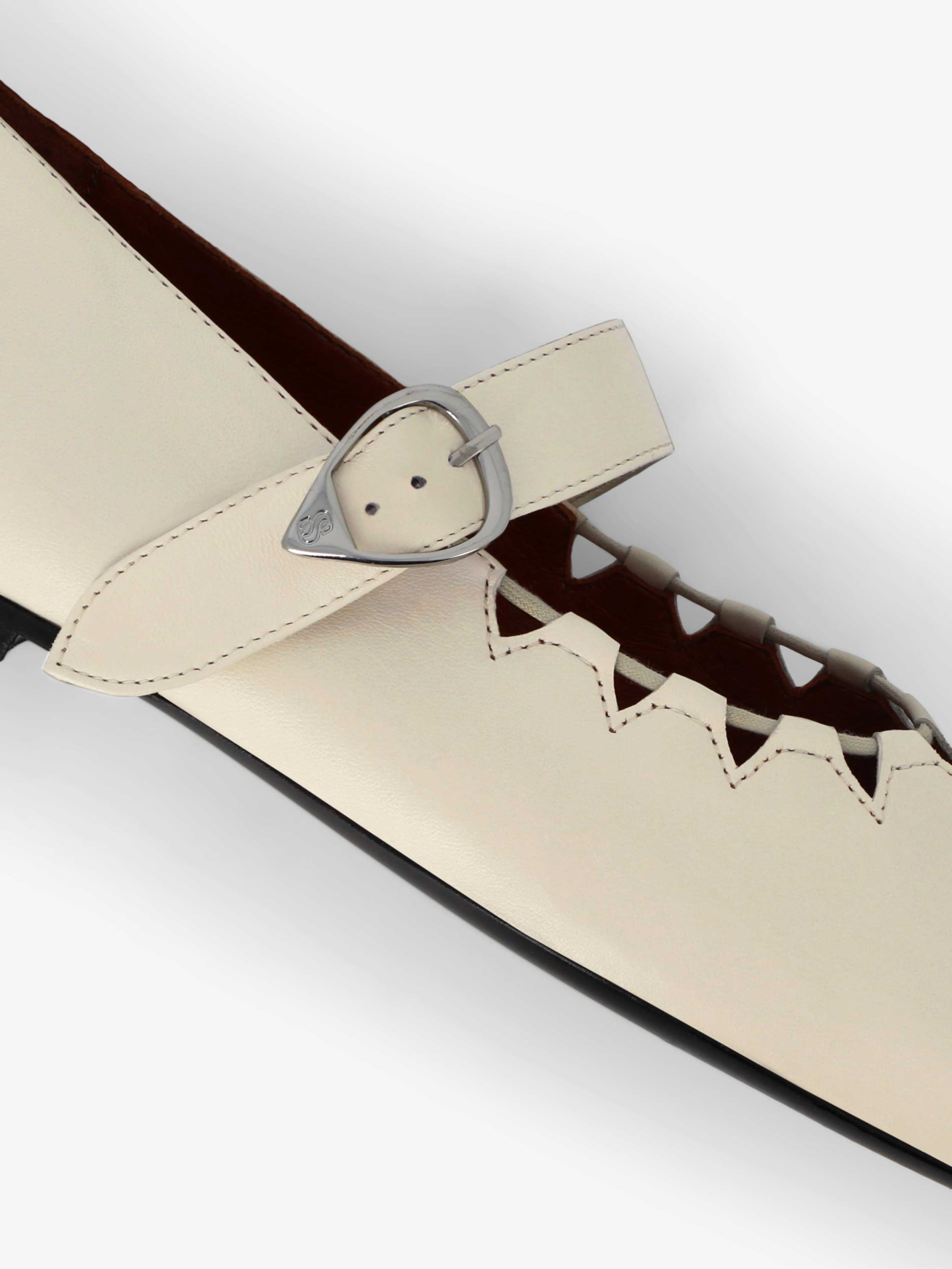 socque-ballerine-babies-maryjane-ginger-creme-blanc-detail